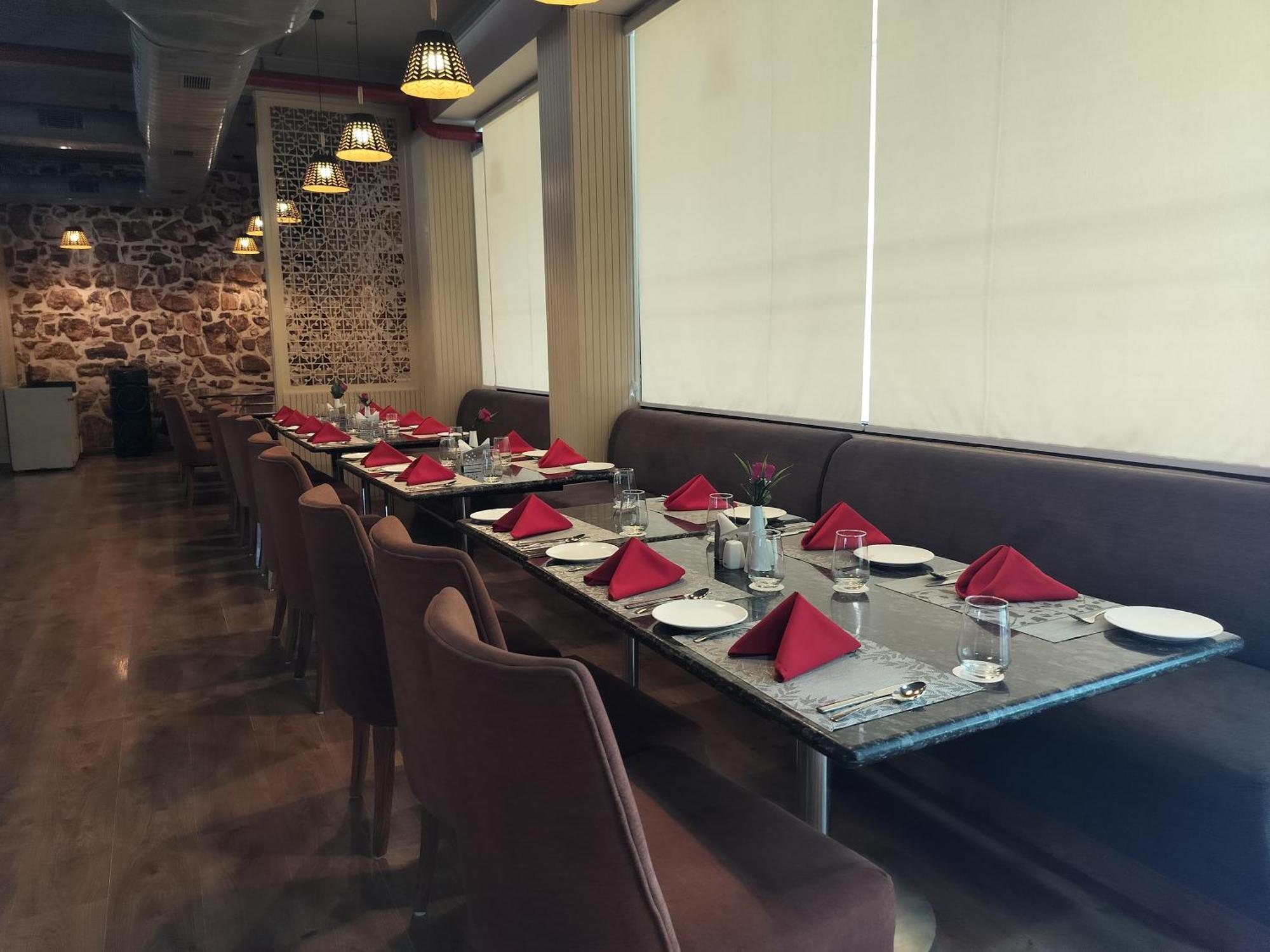 Luxe Opera Nh8 - 7km From Igi Airport Delhi 4*